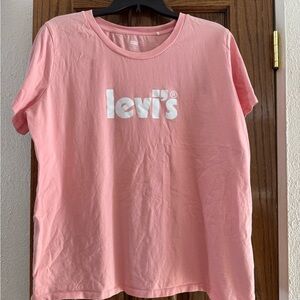 Levi's Dusty Pink Tee with White Print